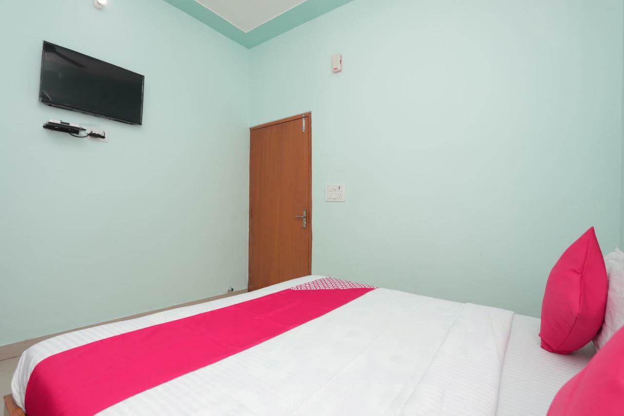 Oyo 38520 Hotel Silverspoon Roorkee Exterior photo